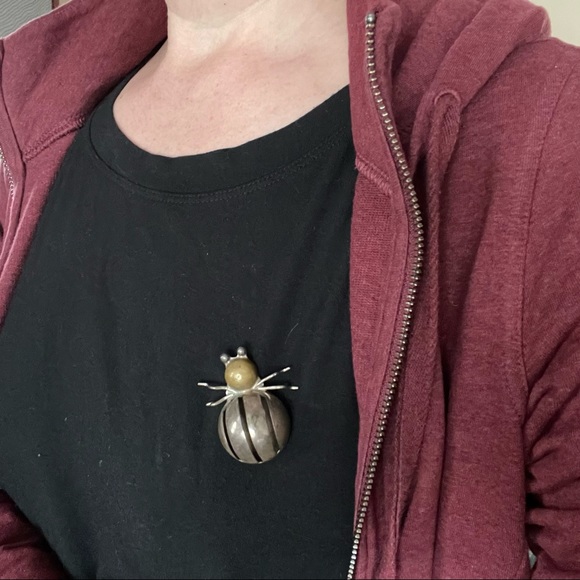 Vintage Taxco sterling pin beetle bug - Picture 8 of 8